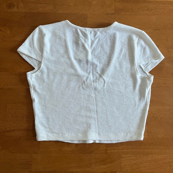 Express x Rocky Barnes Crop Tee - NWT - Picture 2 of 4